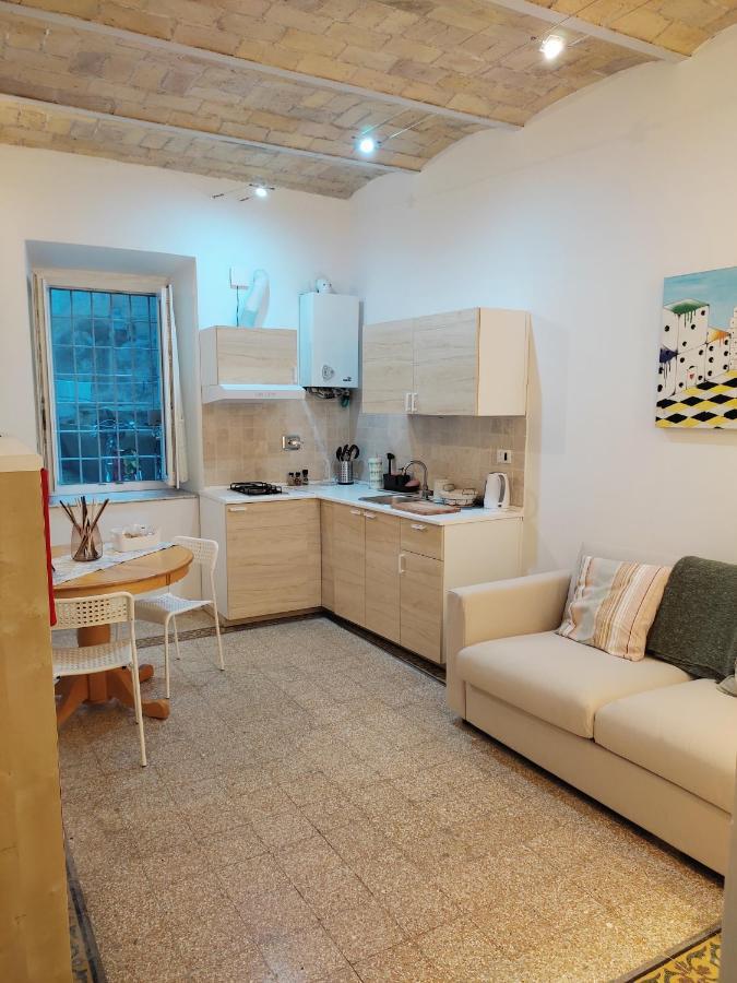 Grazioso Loft Vicino A San Giovanni E Metro C Rome Luaran gambar